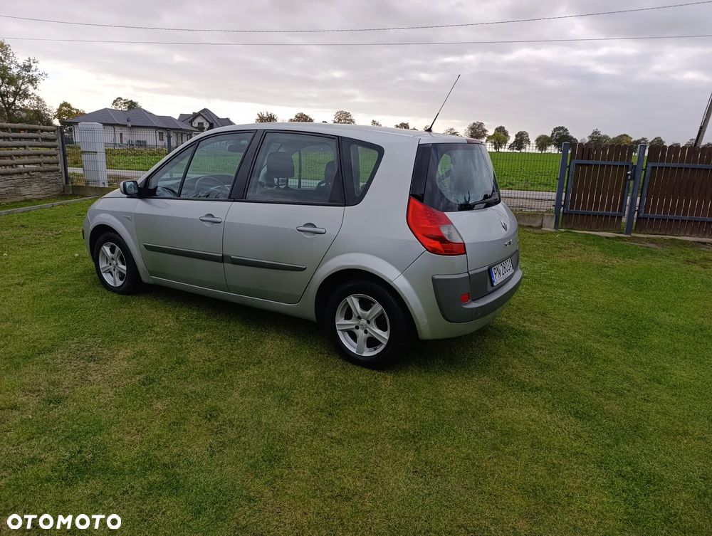 Renault Scenic 1.5 dCi Avantage - 2