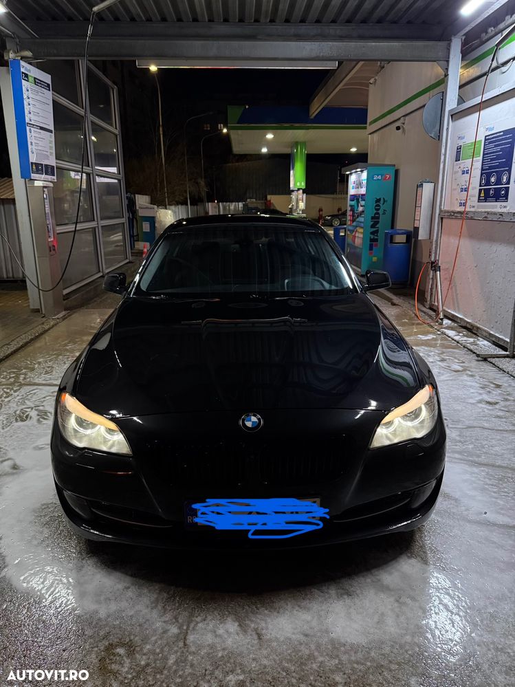 BMW Seria 5 525d xDrive - 2
