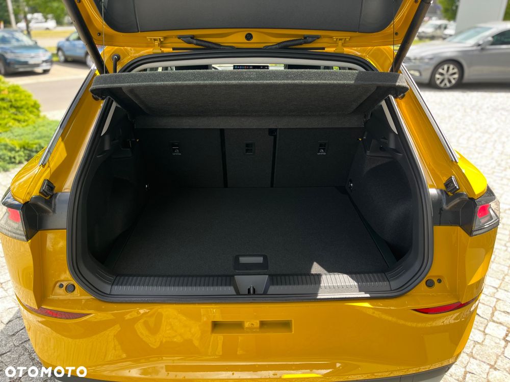 Volkswagen T-Roc 1.5 eTSI OPF DSG Style - 22