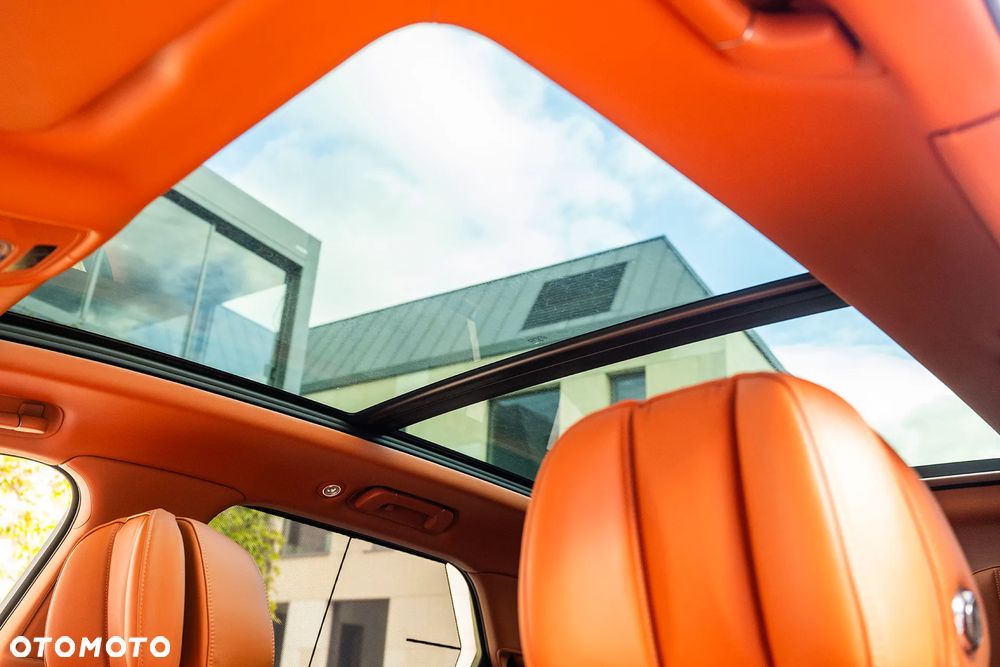 Bentley Bentayga W12 - 38
