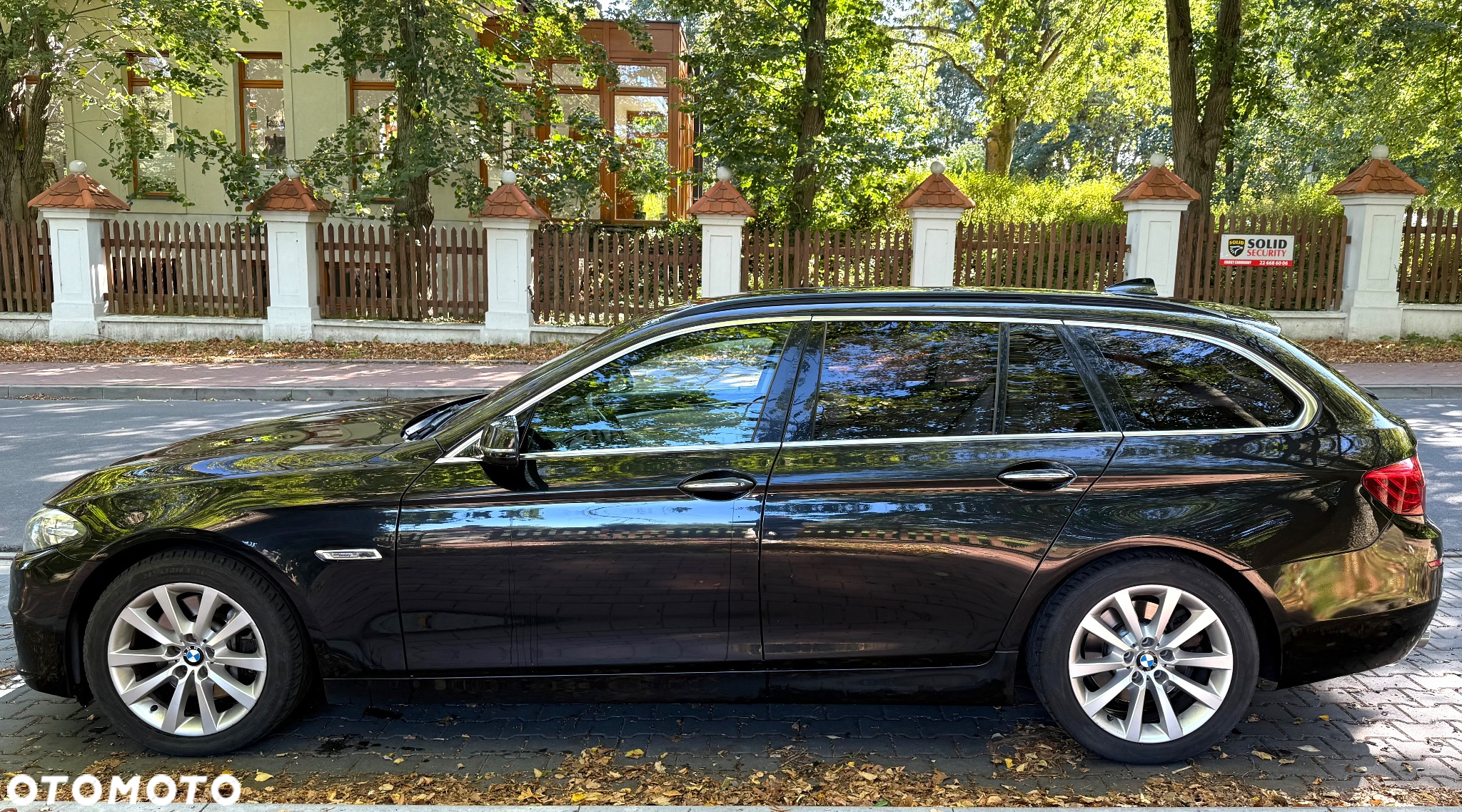 BMW Seria 5 525d Touring Luxury Line - 4