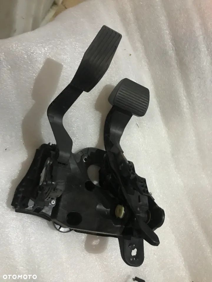 PEDAŁY GAZU JEEP RENEGADE 51942423 - 2