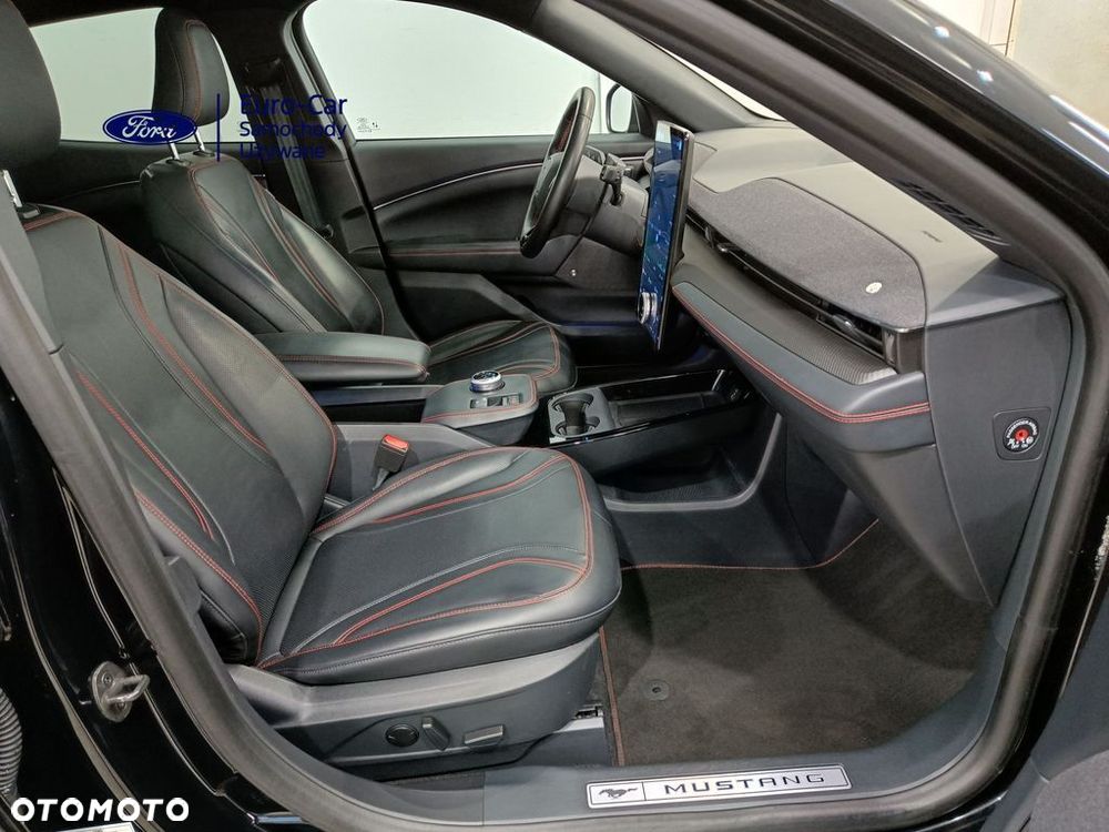 Ford Mustang Mach-E 98kWh AWD Premium - 10