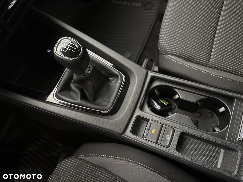 Skoda Octavia 1.5 TSI ACT Ambition - 16