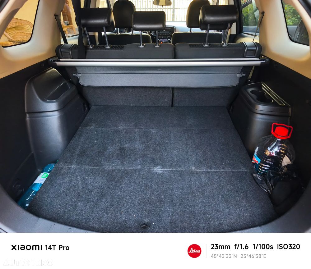 Mitsubishi Outlander - 12