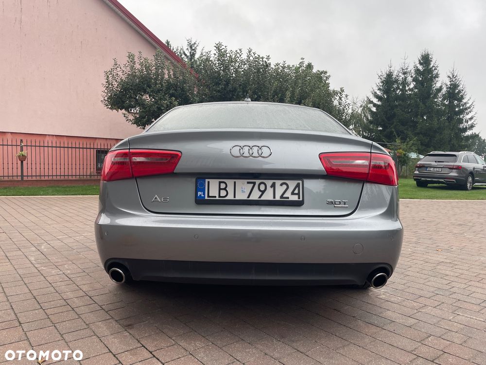 Audi A6 - 4