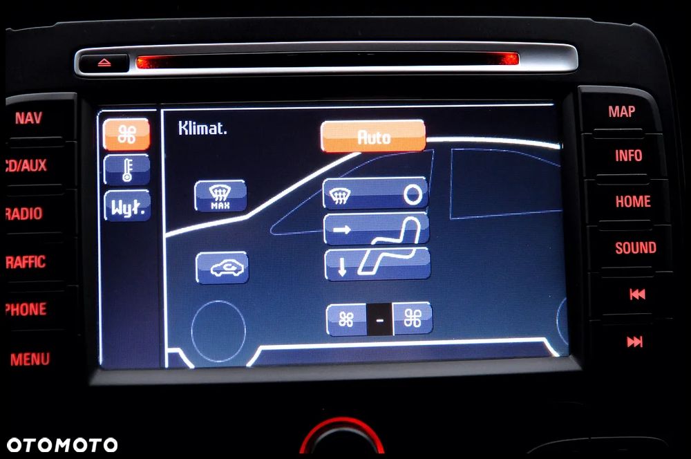 Ford S-Max 2.0 TDCi DPF Titanium X - 34