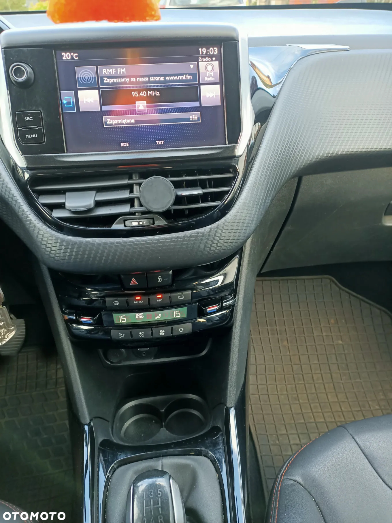 Peugeot 2008 - 7