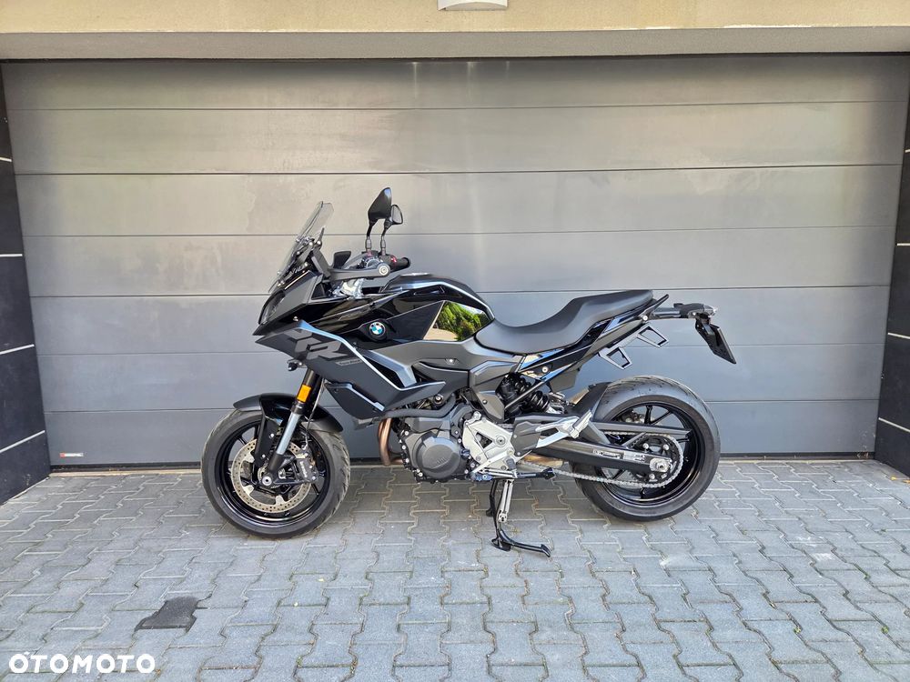 BMW XR - 7