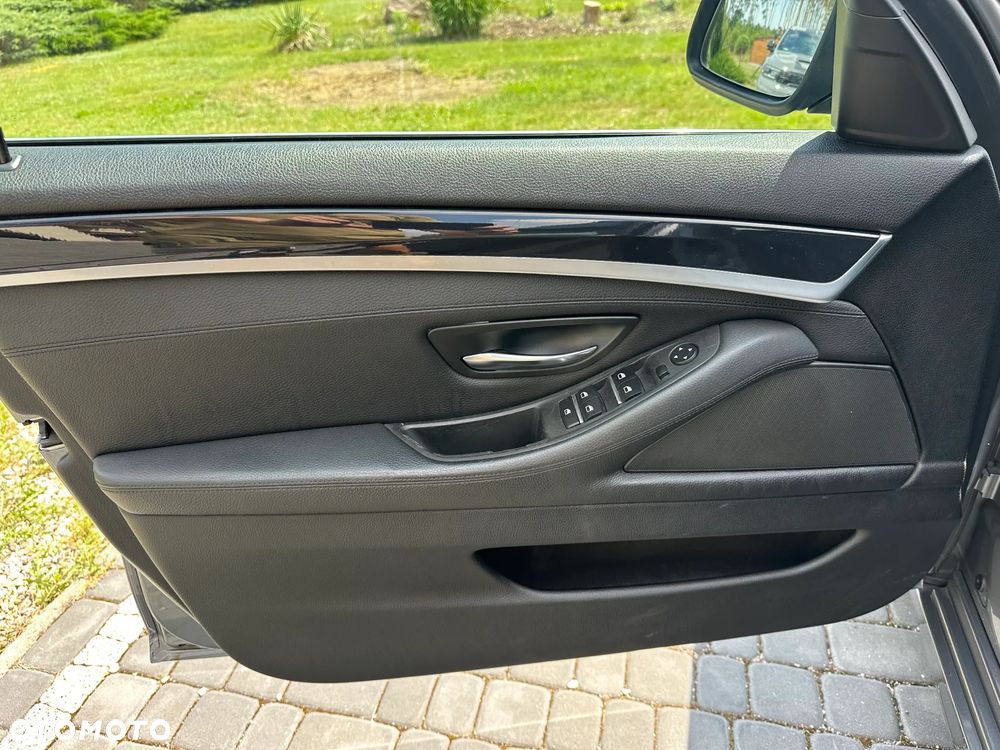BMW Seria 5 520d Modern Line - 18