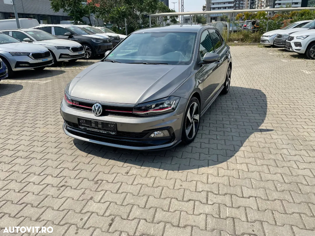 Volkswagen Polo 2.0 TSI DSG GTI - 24