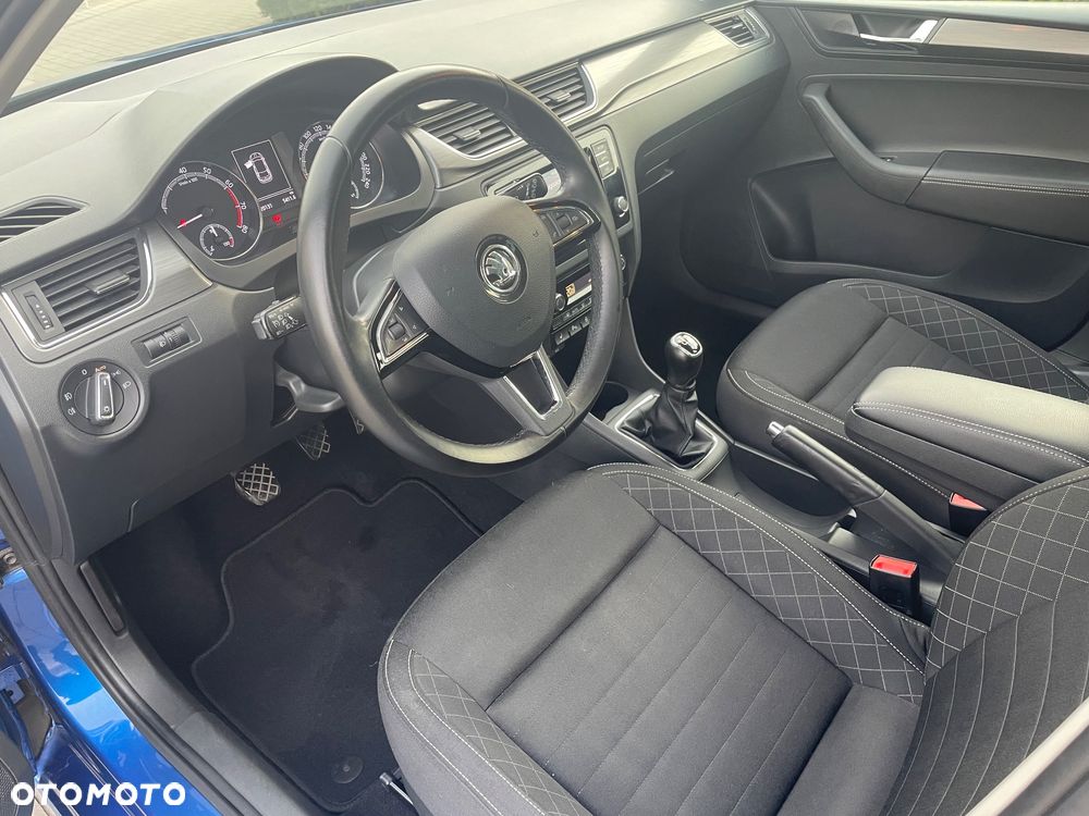 Skoda RAPID Spb 1.0 TSI Style - 17