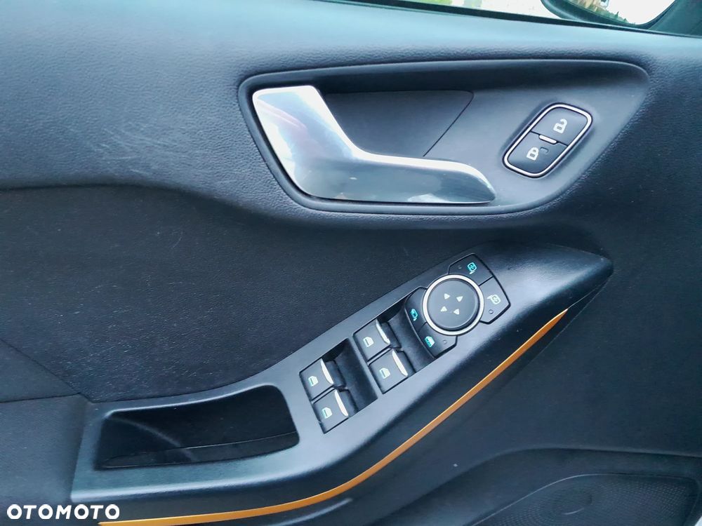 Ford Fiesta 1.0 EcoBoost S&S ACTIVE COLOURLINE - 16