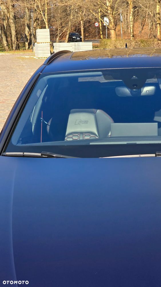 Audi RS4 Avant - 9