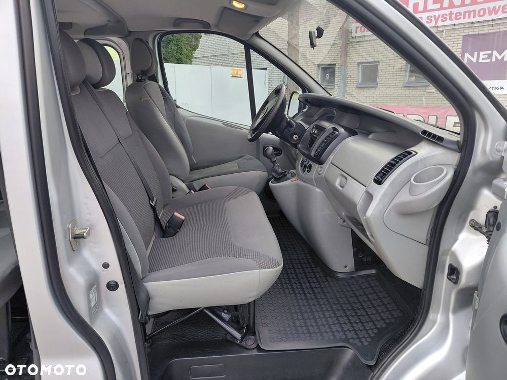Opel VIVARO - 28