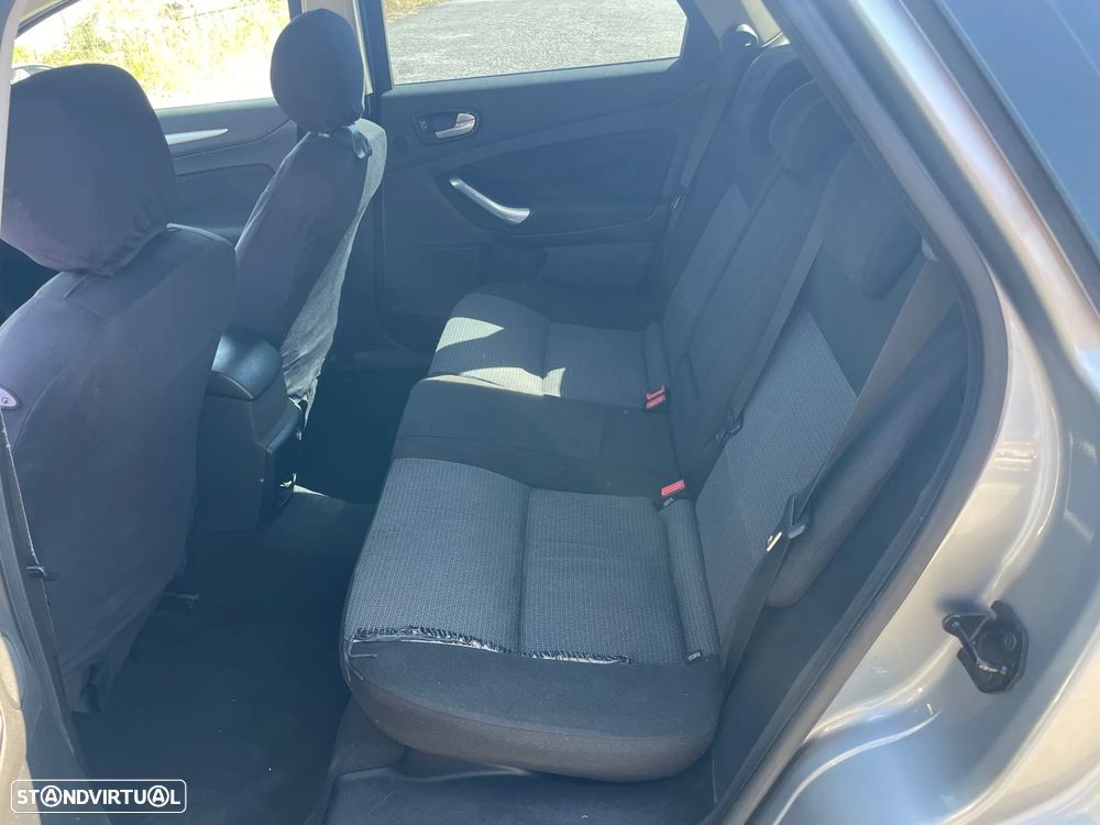 Ford Mondeo SW 1.8 TDCi ECOnetic - 9