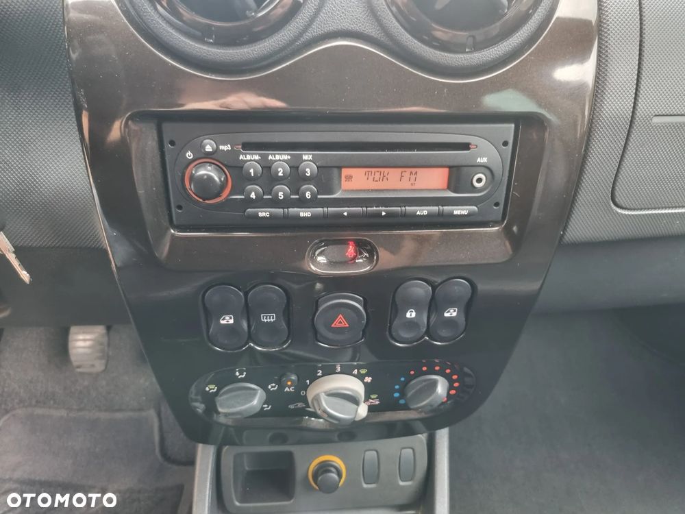 Dacia Duster 1.6 16V 4x2 Prestige - 12