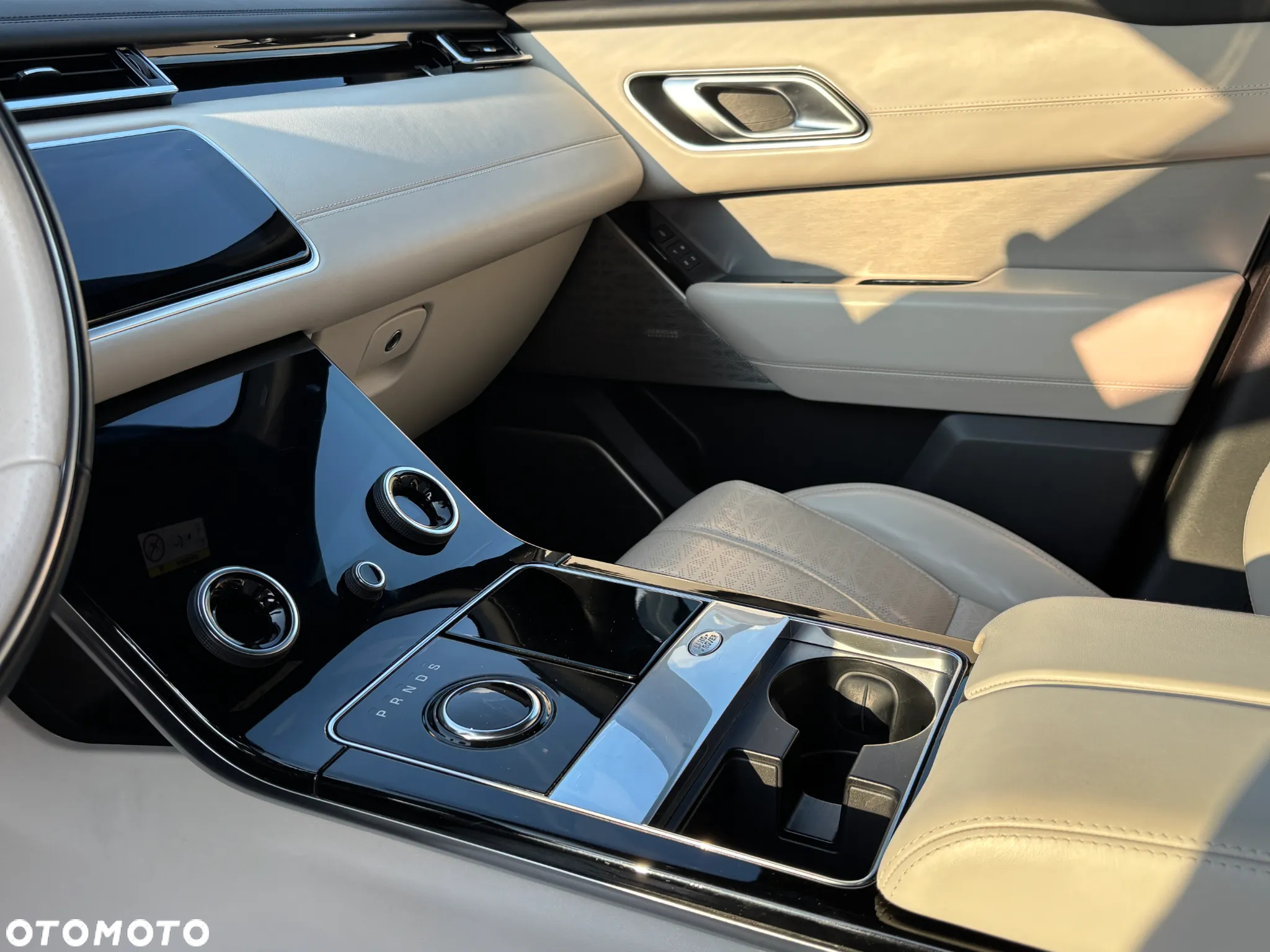 Land Rover Range Rover Velar 2.0 Si4 GPF HSE - 16