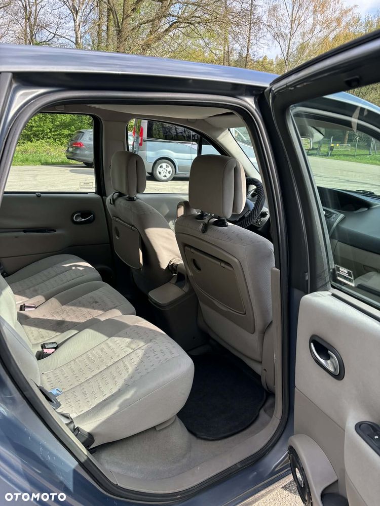 Renault Scenic 1.5 dCi Exception - 12