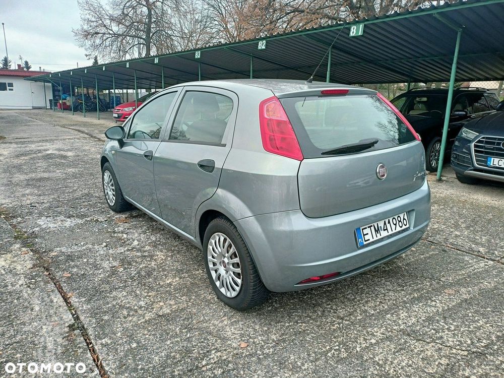 Fiat Grande Punto - 8
