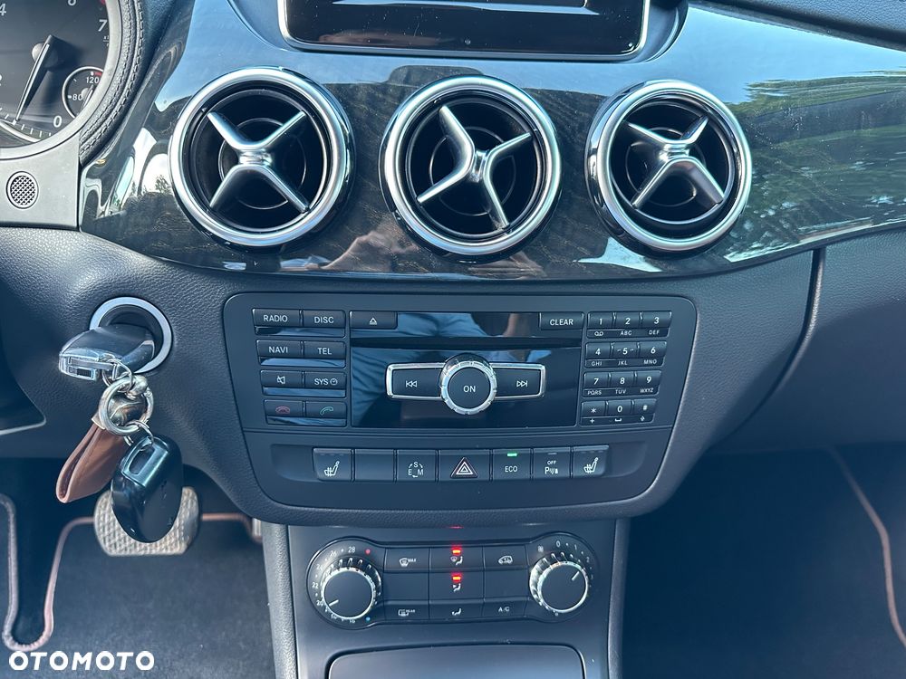 Mercedes-Benz Klasa B 180 7G-DCT - 13