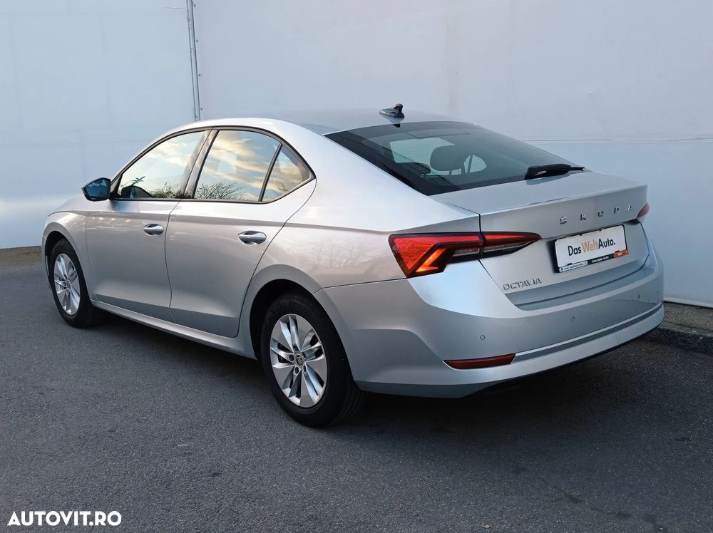 Skoda Octavia 2.0 TDI Ambition - 13