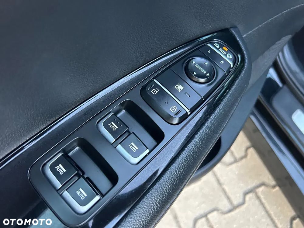 Kia Optima 2.0 T-GDI GT - 25