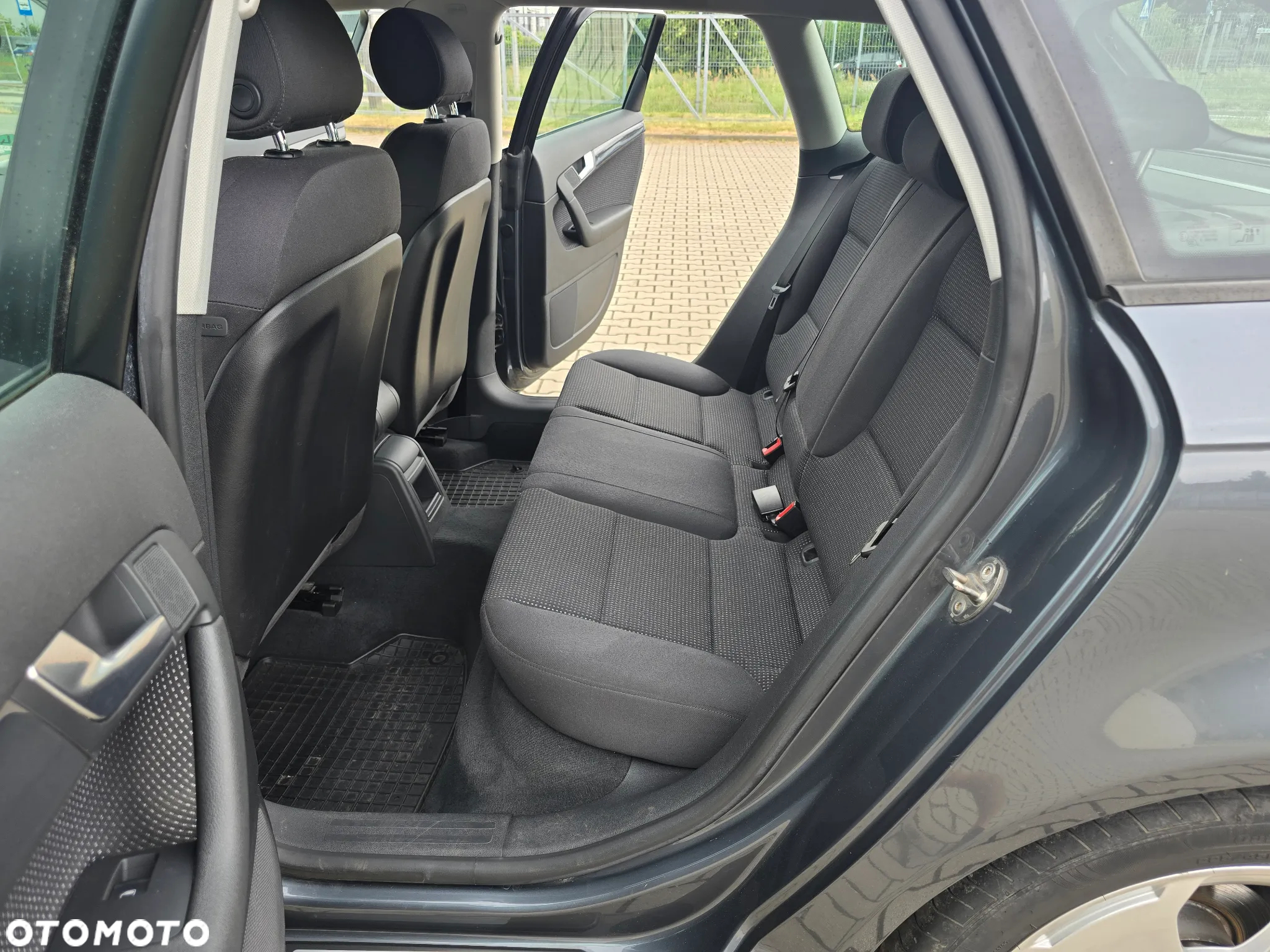 Audi A3 1.6 Sportback Attraction - 5