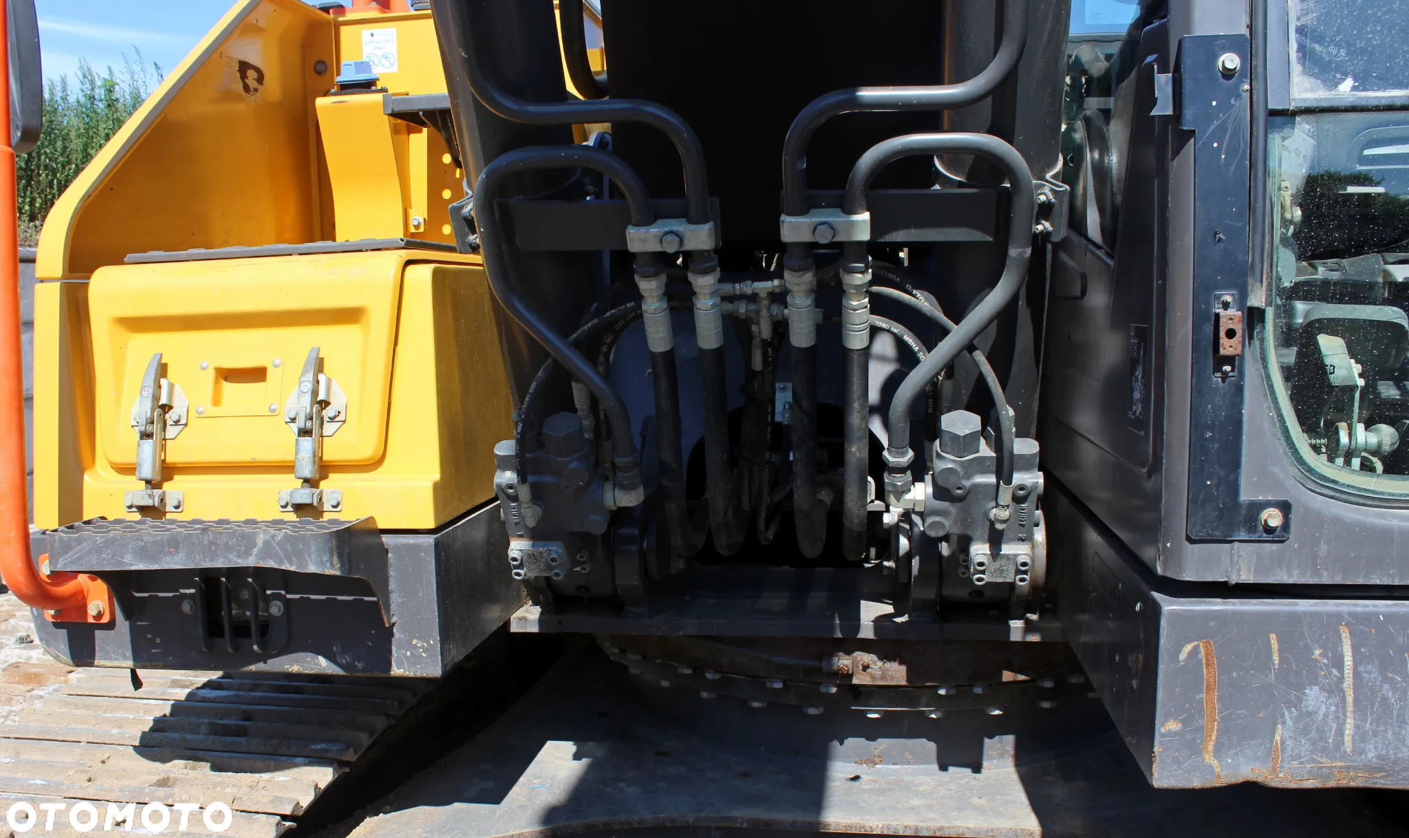 Volvo EC220EL - 9
