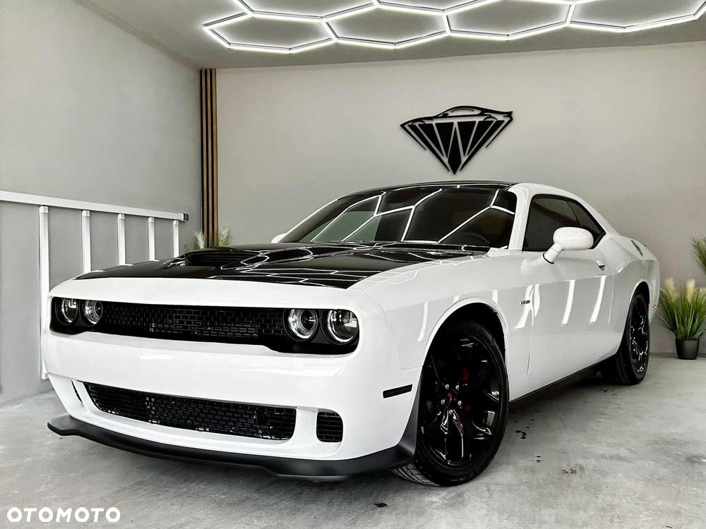 Dodge Challenger 5.7 R/T - 16