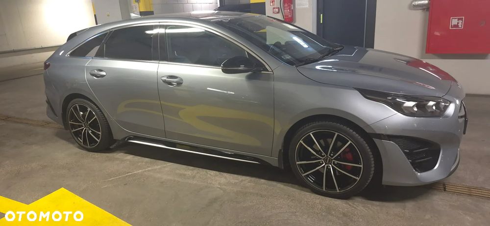 Kia ProCeed 1.5 T-GDI GT Line - 1