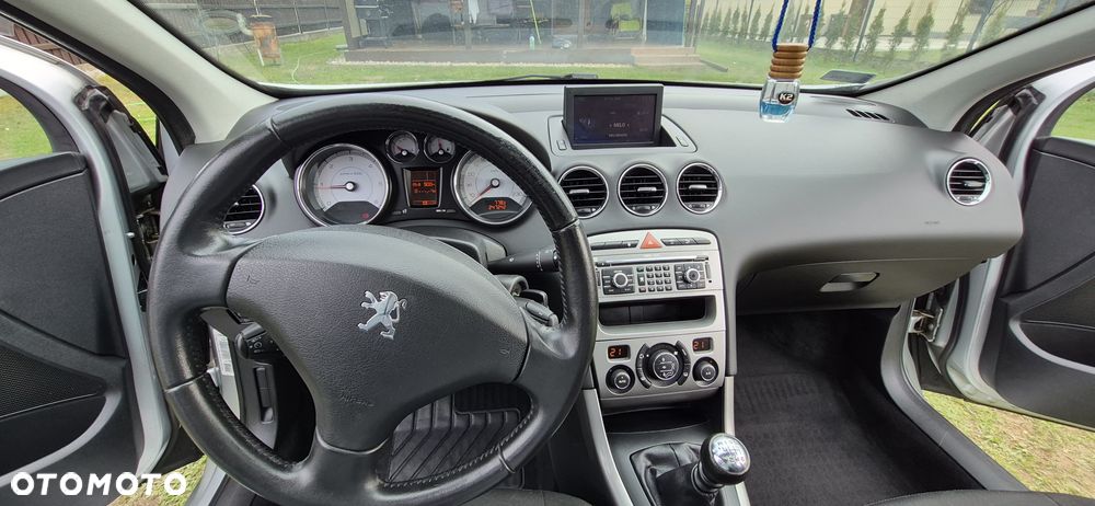 Peugeot 308 1.6 HDi Premium - 18