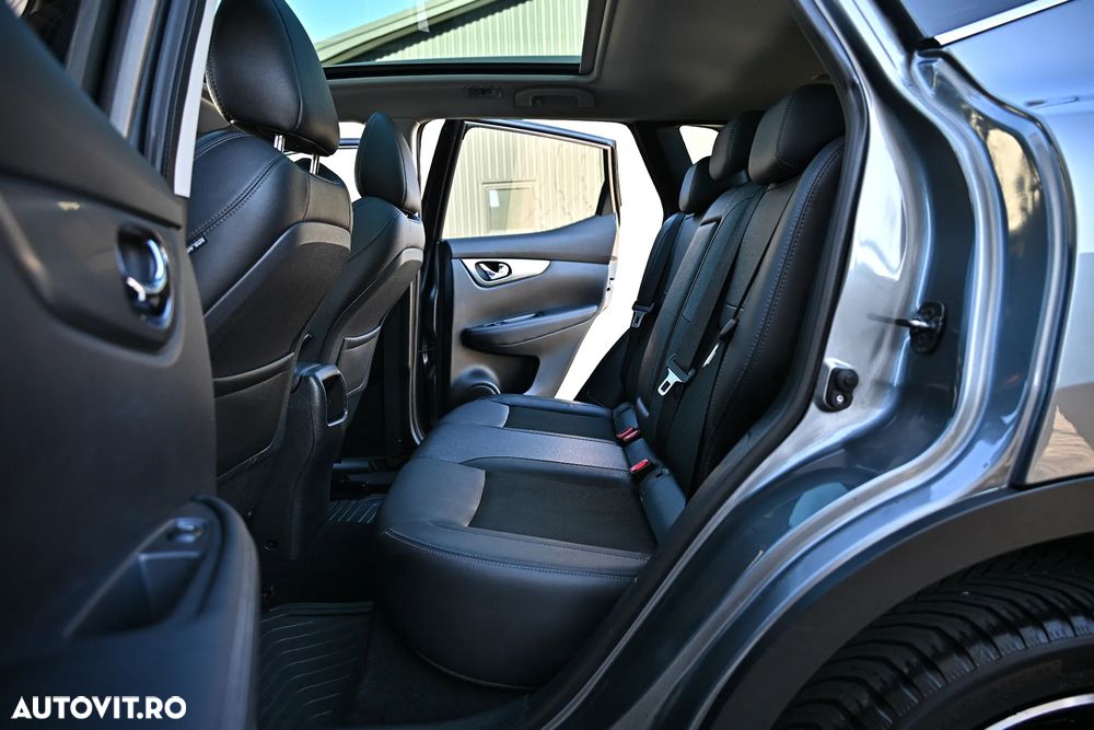 Nissan Qashqai 1.7 dCi TEKNA+ - 12