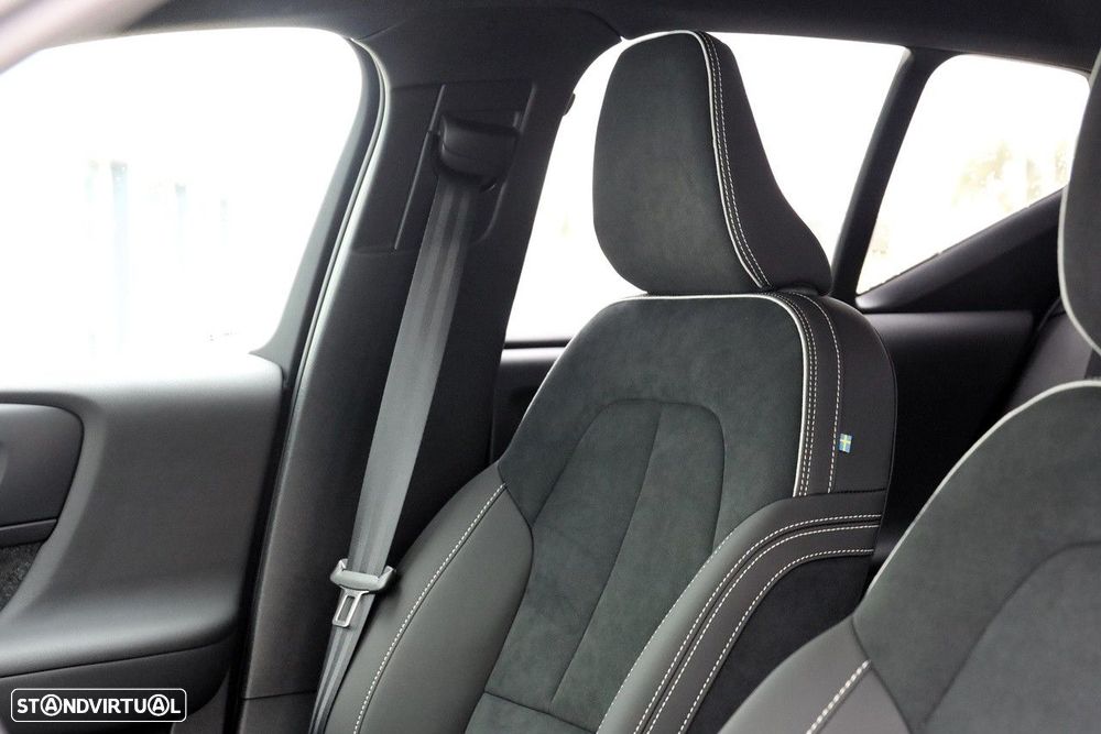 Volvo XC 40 2.0 B3 Core - 9