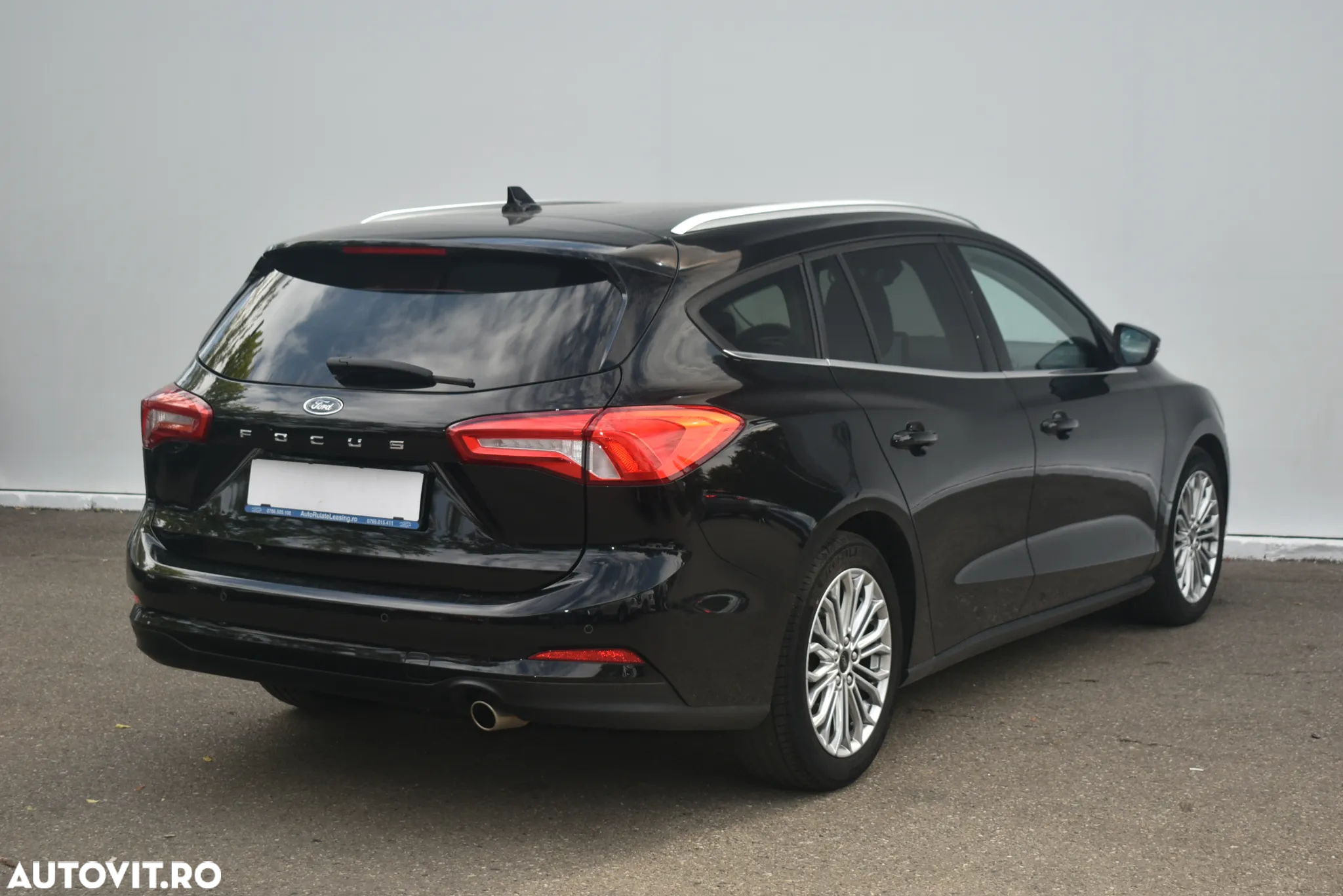Ford Focus 1.0 EcoBoost Titanium - 19