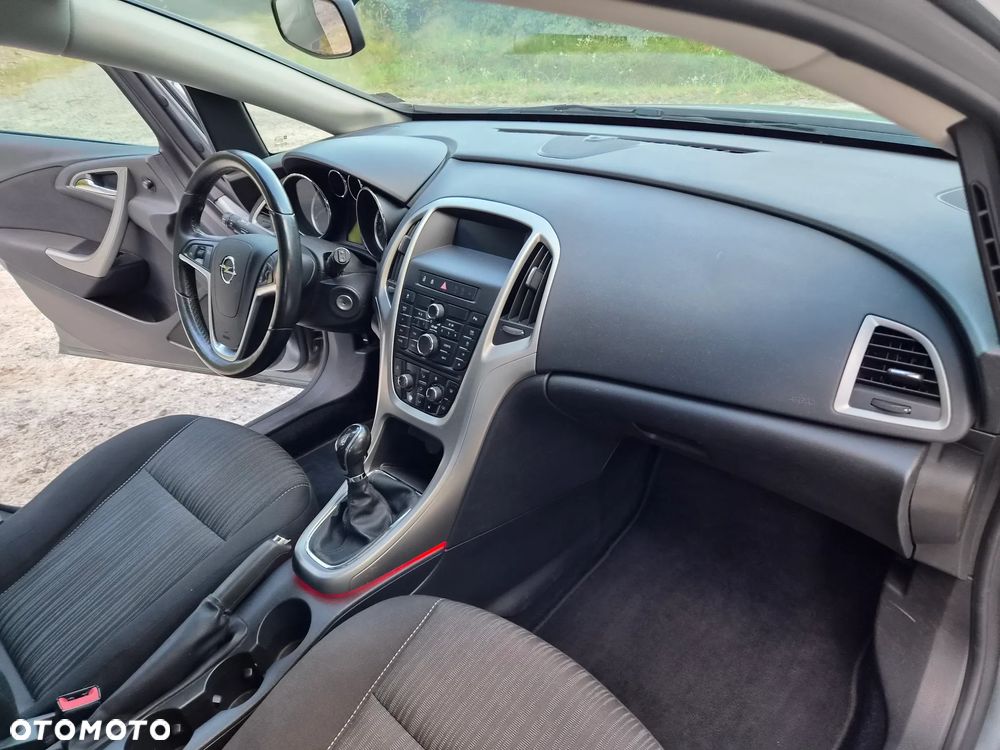 Opel Astra - 25