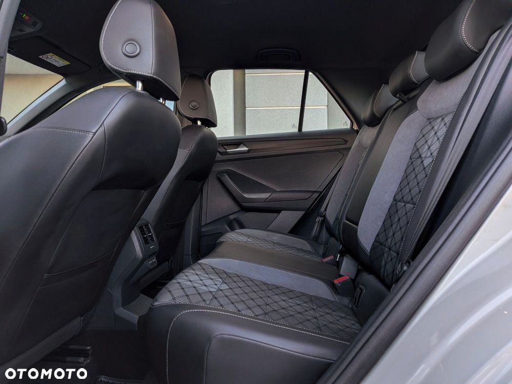Volkswagen T-Roc 1.5 TSI R-Line DSG - 11