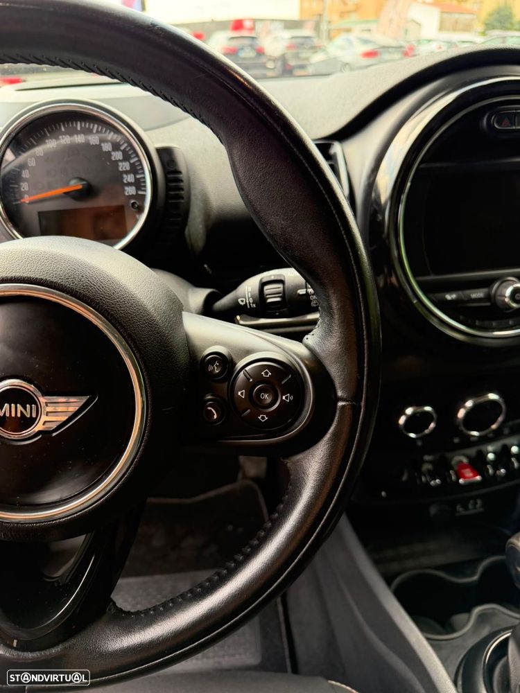 MINI Clubman One D - 29