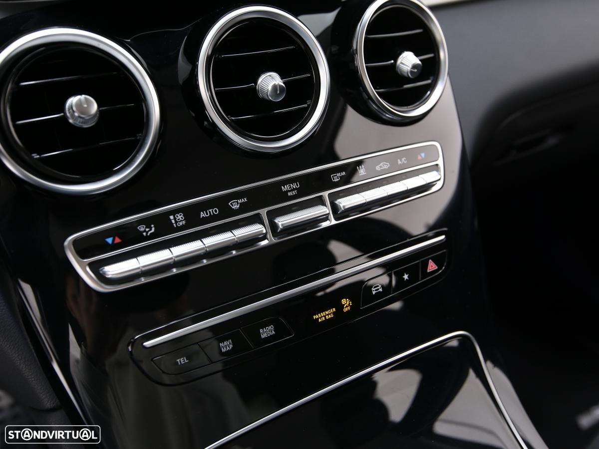 Mercedes-Benz GLC 300 de 4Matic 9G-TRONIC AMG Line - 27