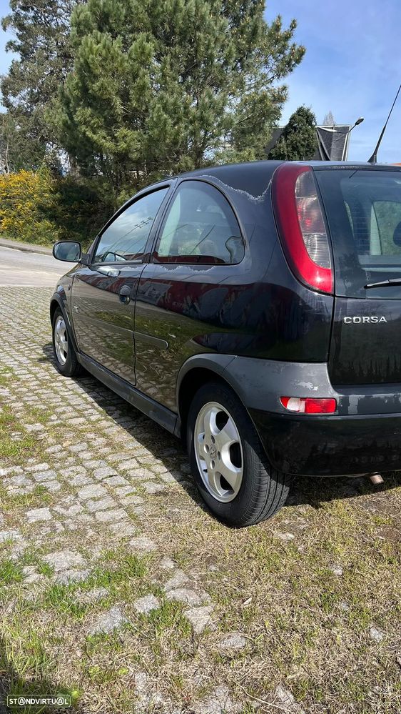 Opel Corsa 1.2 16V Confort - 5