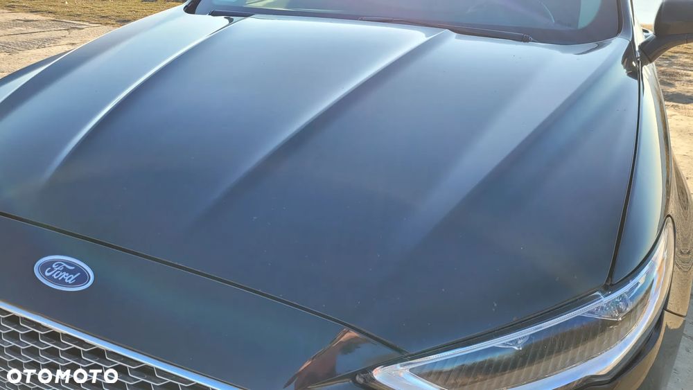 Ford Fusion 2.0 EcoBoost Titanium - 9