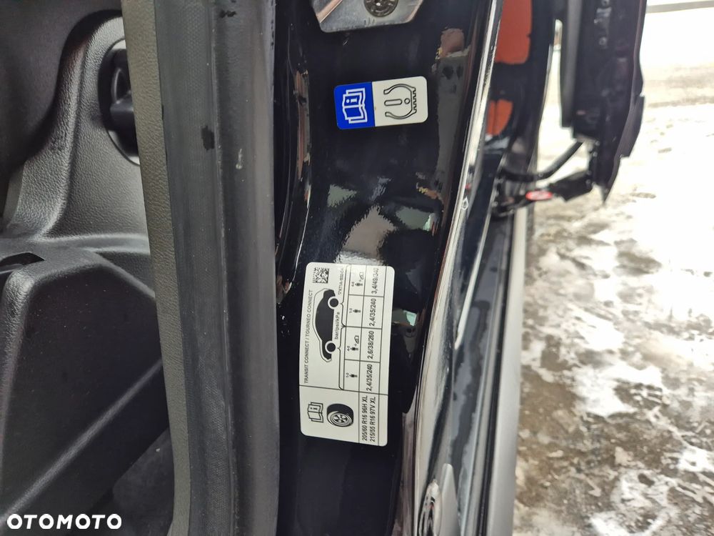 Ford Tourneo Connect Grand - 19