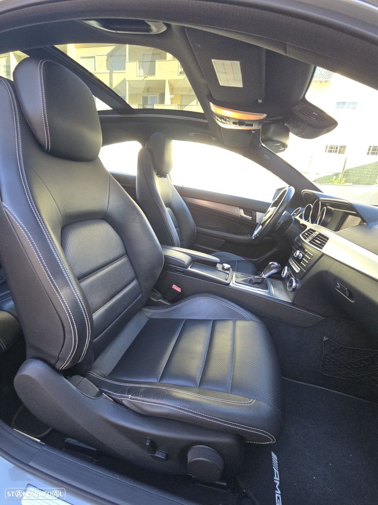 Mercedes-Benz C 250 CGi BE - 16