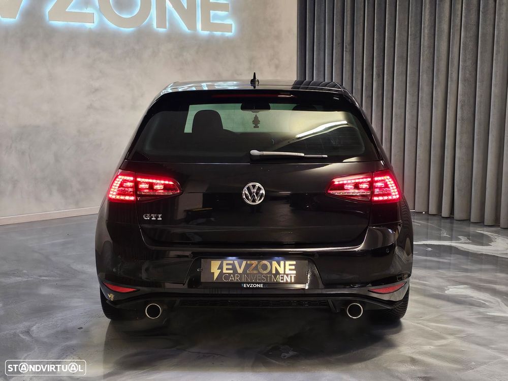 VW Golf 2.0 TSi GTi - 4