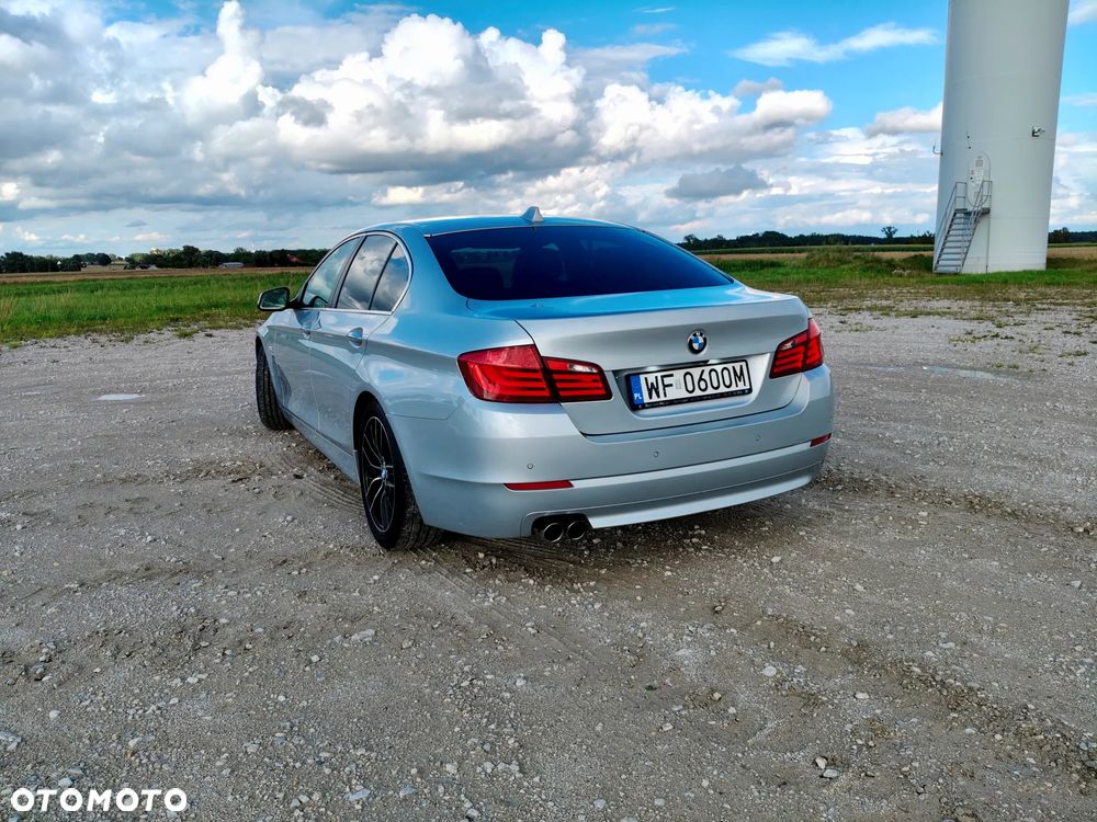 BMW Seria 5 530d xDrive - 4