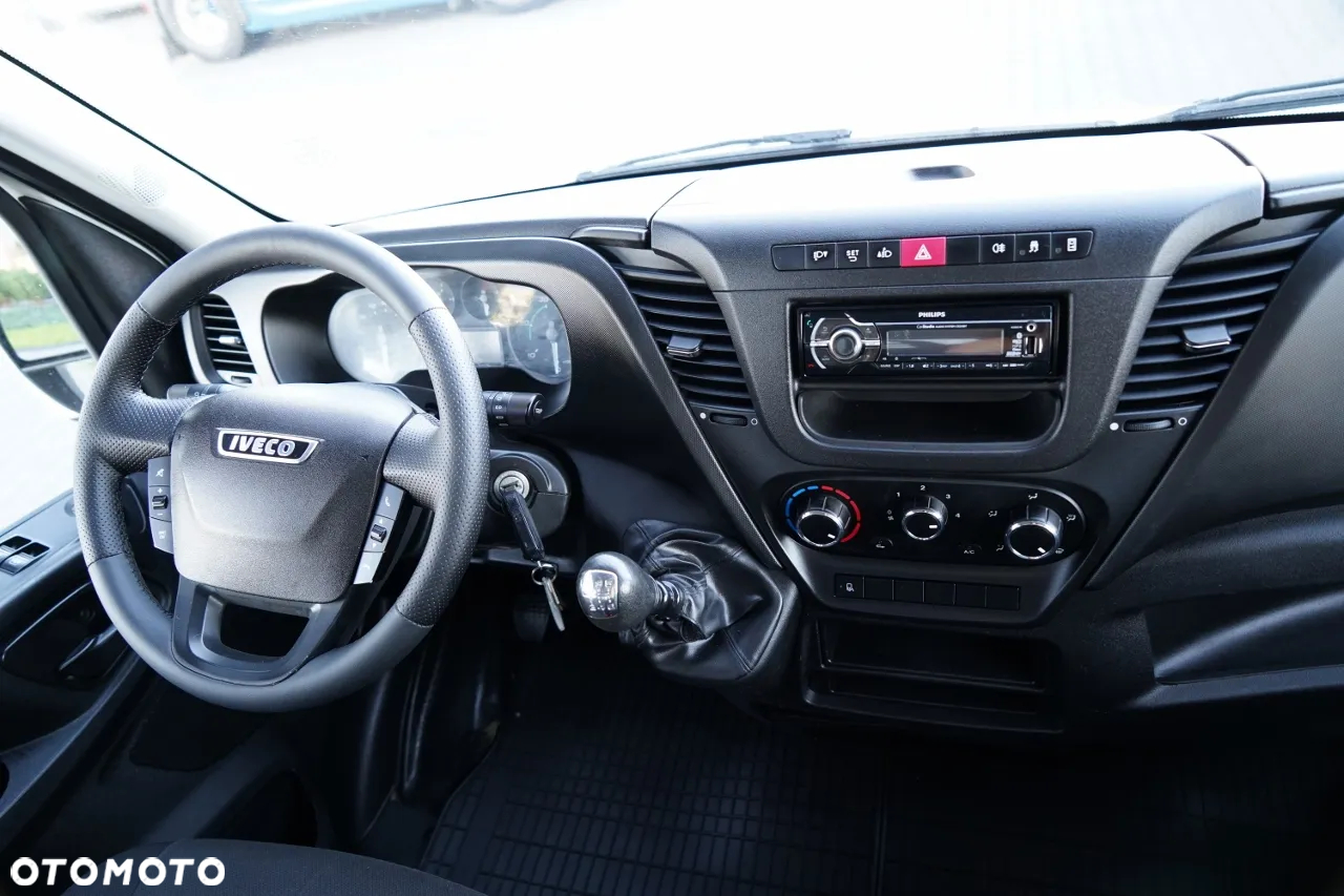 Iveco DAILY 35-150 / BRYGADOWKA / WYWROTKA – 2,4 M / BLIŹNIAK / SKRZYNIA NARZĘDZIOWA / SPROWADZONY / PO KONTRAKCIE SERWISOWYM - 29