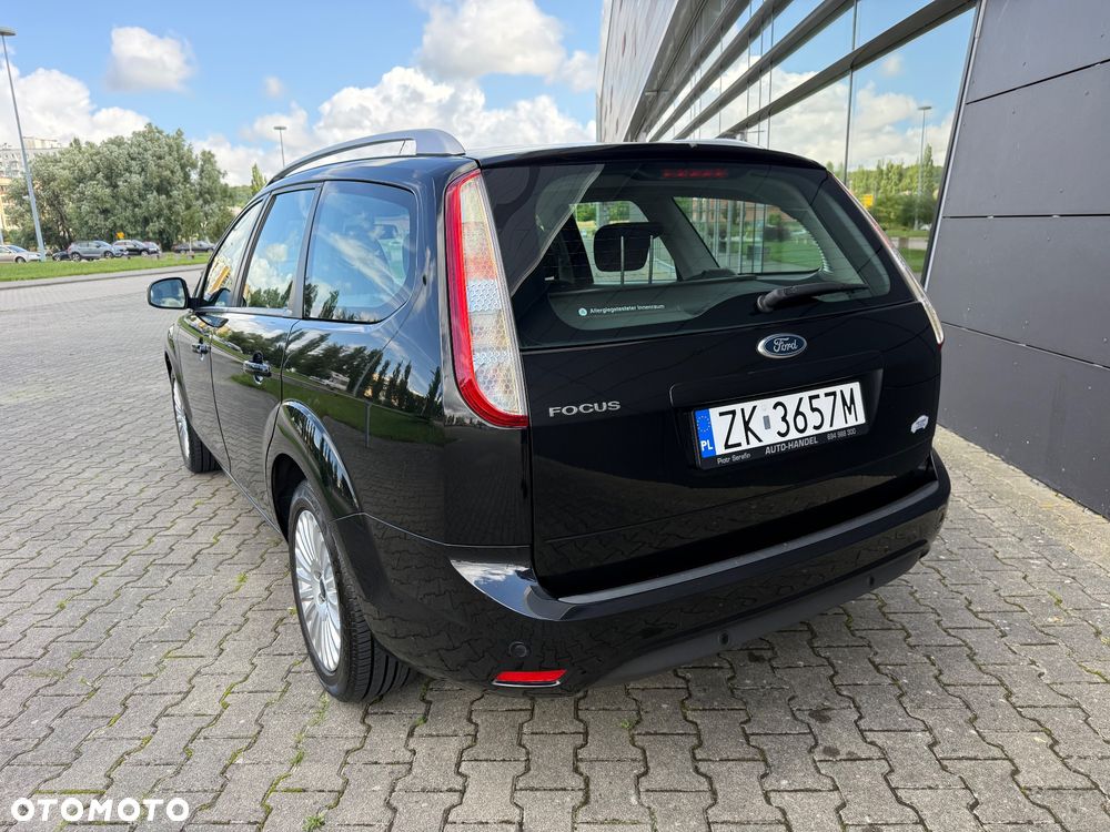 Ford Focus - 11