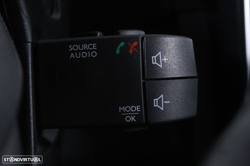 Renault Clio Sport Tourer 0.9 TCE Limited - 25