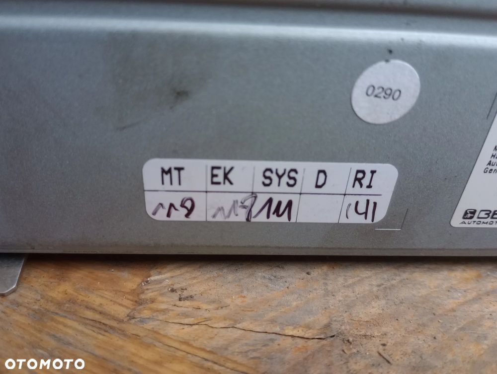 Audi A6 C6 Moduł Tuner Sterownik Radia BECKER 4F0035541 - 5