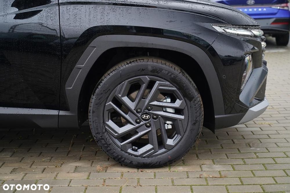 Hyundai Tucson 1.6 T-GDi HEV Smart Black 2WD - 21
